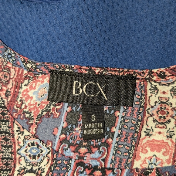 BCX Patterned Cold Shoulder Blouse in Pink and Black - Picture 3 of 3
